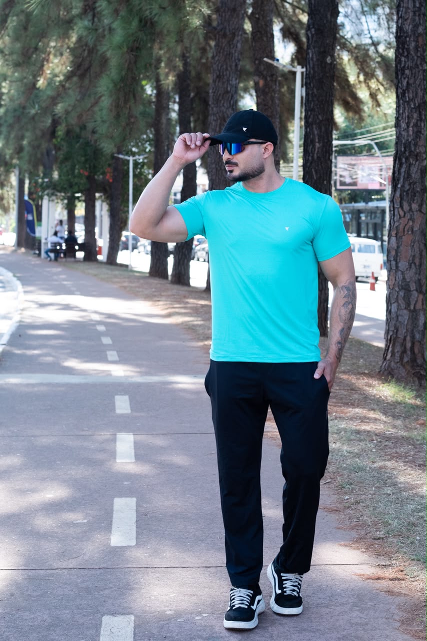 Calça Masculina Esportiva na Poliamida